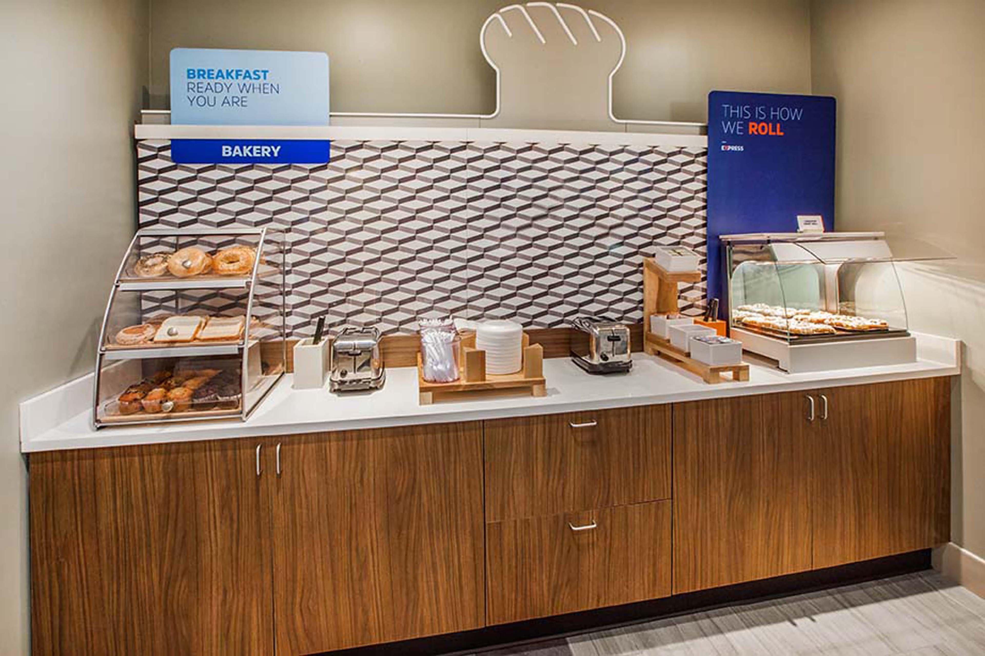 Holiday Inn Express & Suites Allen Park By Ihg Eksteriør bilde